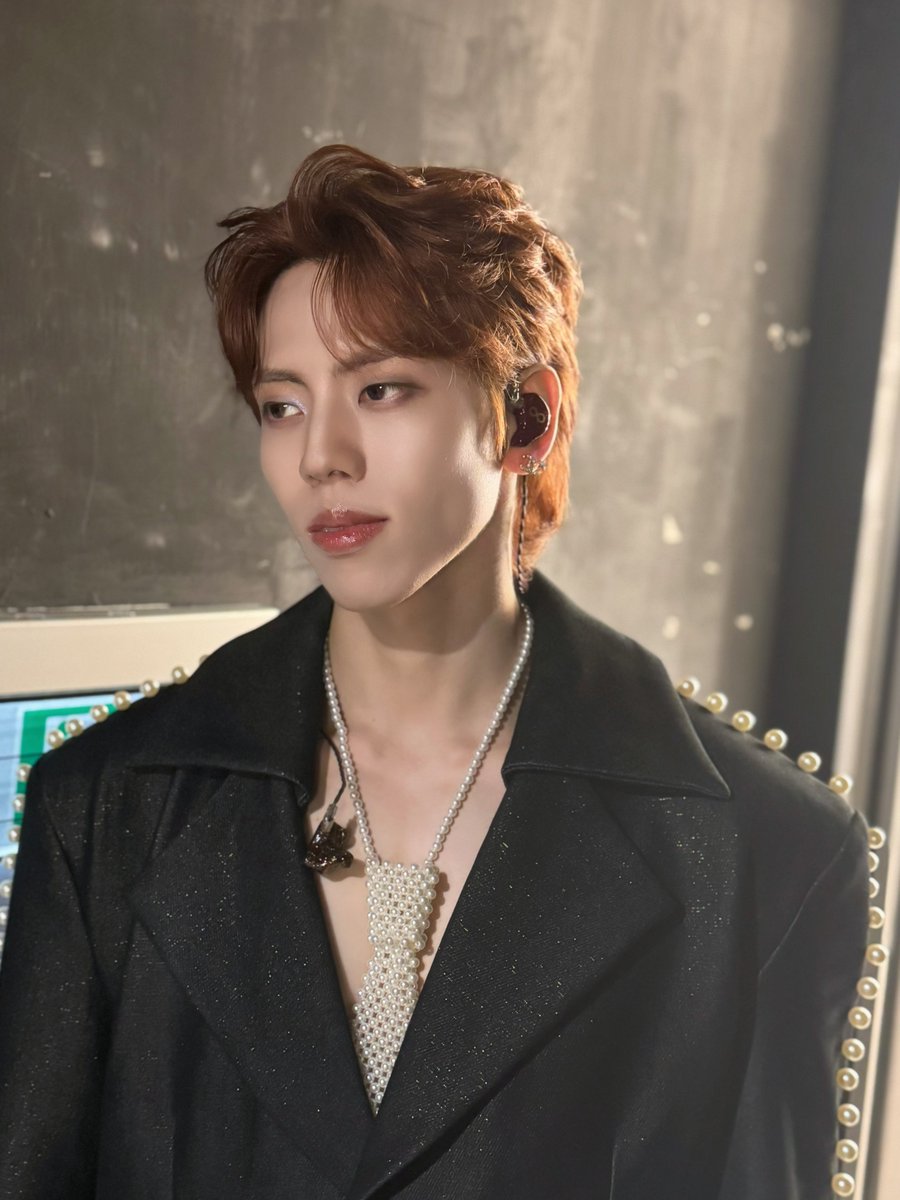 jjang_ddong_ggo's tweet photo. 💎
#JANGDONGWOO_1st_FANCON_TOUR_IN_TAIPEI
서울부터 너무 행복하게 첫 솔로투어를 시작했는데
저를 기다려 주신 인스피릿 너무 고맙습니다
해외투어의 첫 시작 대만..
눈물까지 이렇게나 흘릴줄 몰랐던 깜짝 선물 ..
내가 더 잘할게! 놓지 않을게! ❤️
-
#장동우 #JANGDONGWOO #인피니트 #INFINITE https://t.co/ZS0xZtbD4W