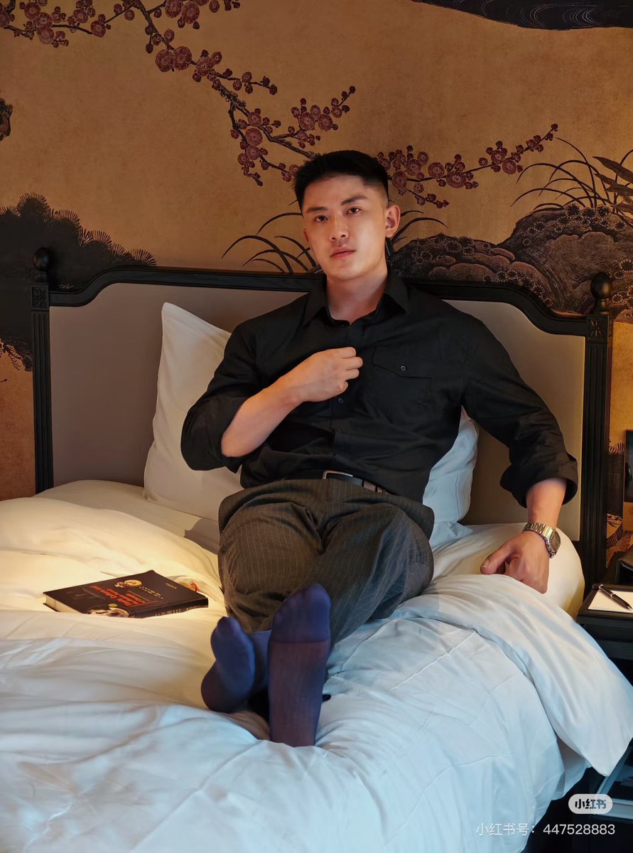 绅士绅丝Men sheer socks tweet media