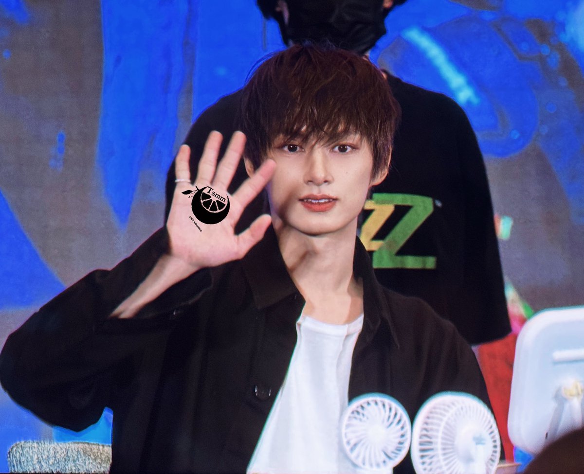 this hairstyle on jun 🖤