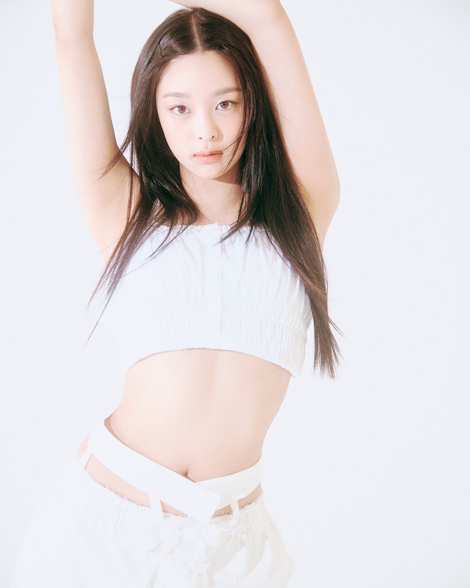 GxA3BaNbUAEQ7zr?format=jpg&name=medium