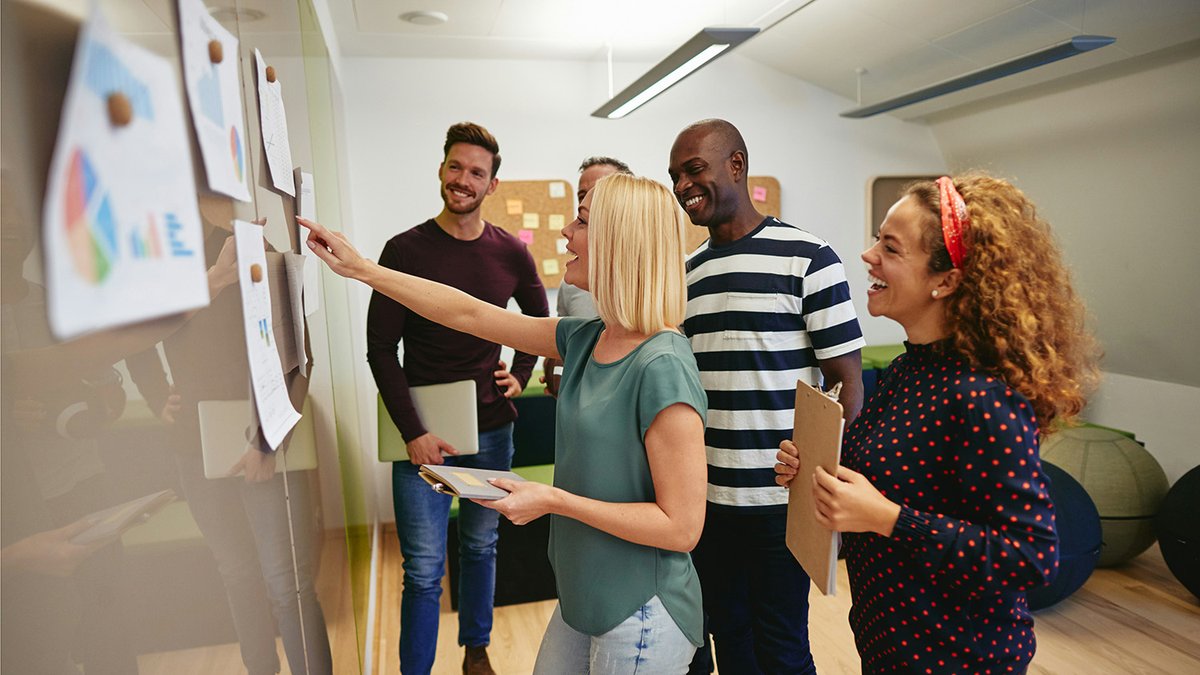 EMCCUK's tweet image. Grow your professional network: Learn more about our regional network groups, welcoming spaces to exchange ideas, gain fresh perspectives, or simply connect with like-minded coaches, mentors and supervisors bit.ly/3YKmBVq