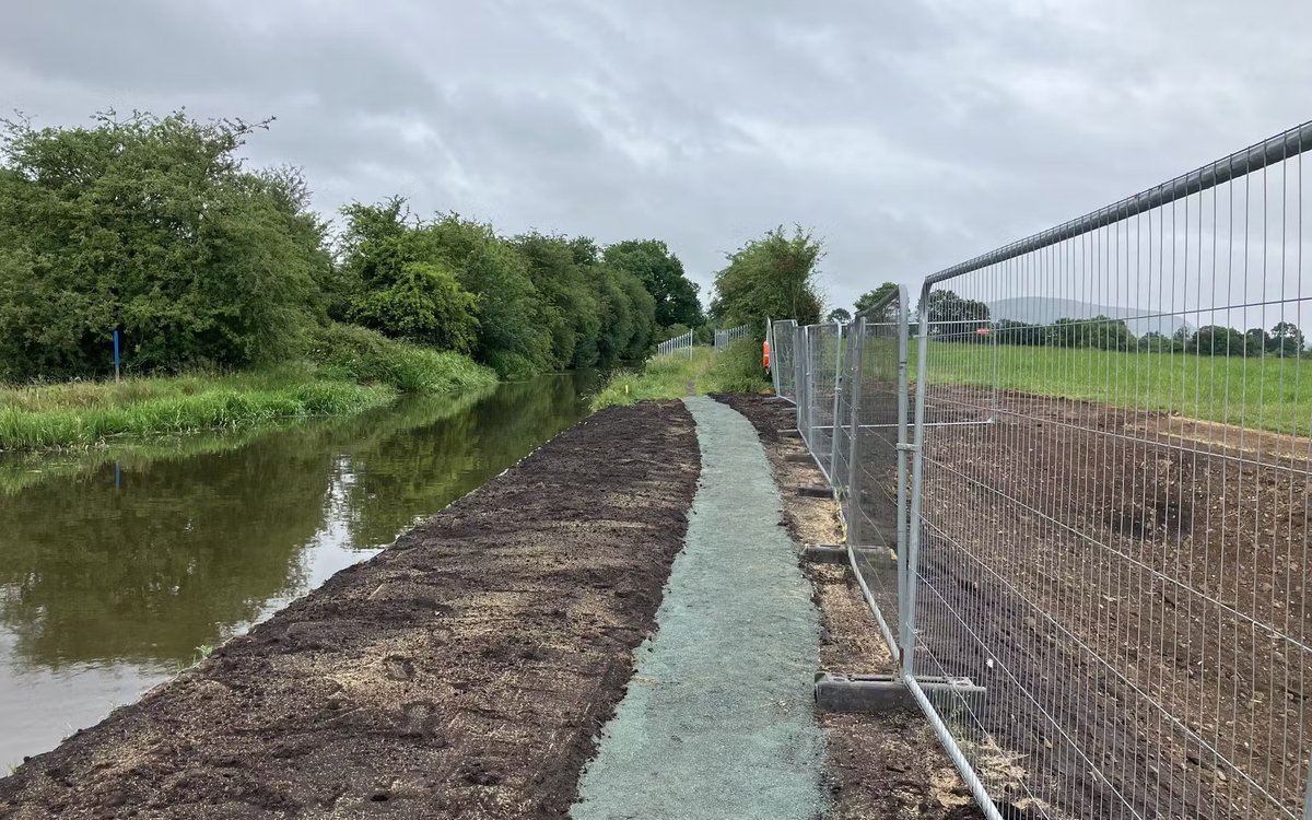 Earlier this month we completed a £350k project to repair the Macclesfield Canal after a breach in March. Project manager, Simon Harding, said "We’ve had to overcome some challenges, but we’re pleased to have restored the canal's structural integrity"👉 utm.io/uiGKq