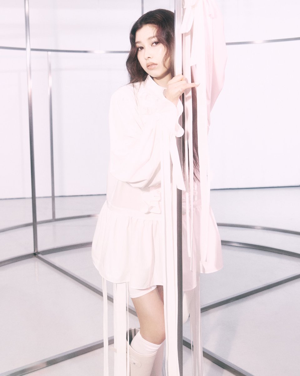 GxA3EYDbUAM_EN4?format=jpg&name=medium