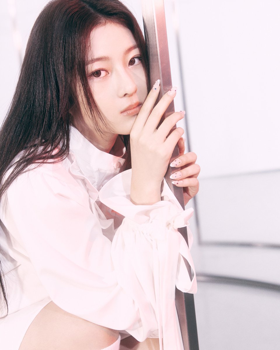 GxA3M8ha4AA-Yzc?format=jpg&name=medium