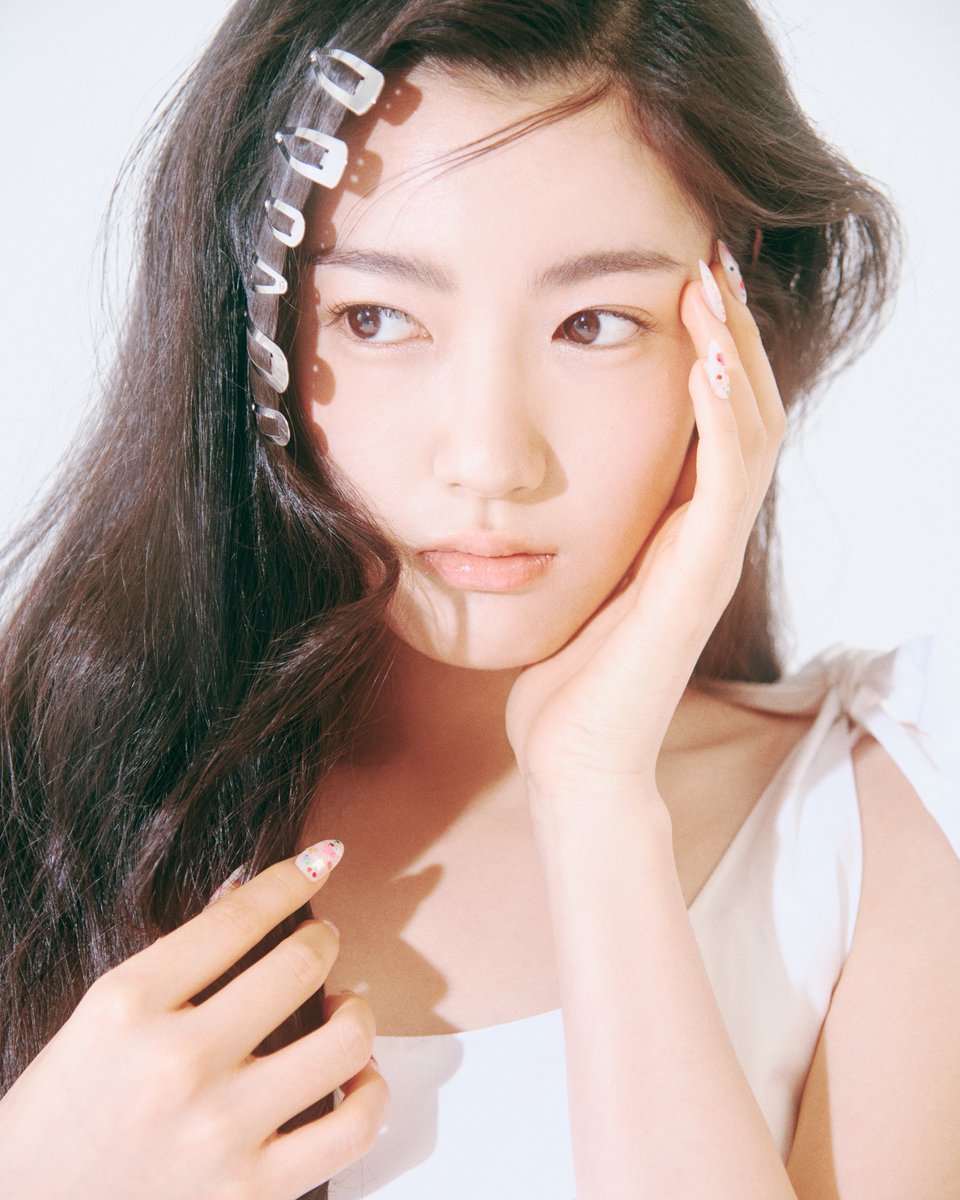 GxA3Pq3bUAUzKuz?format=jpg&name=medium