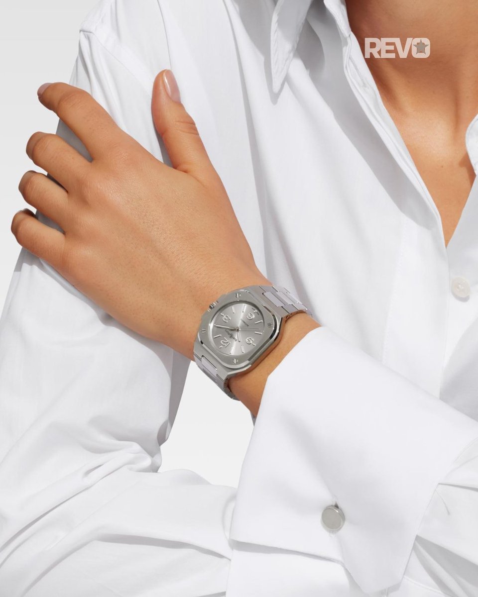 El BR-05 de Bell &amp; Ross evoluciona a 36 mm. Mantiene su diseño de círculo en cuadrado y construcción tipo sandwich. La reducción de tamaño exigió un rediseño completo. La versión busca mayor comodidad y atrae a nuevos públicos.

revolution.watch/mxl/