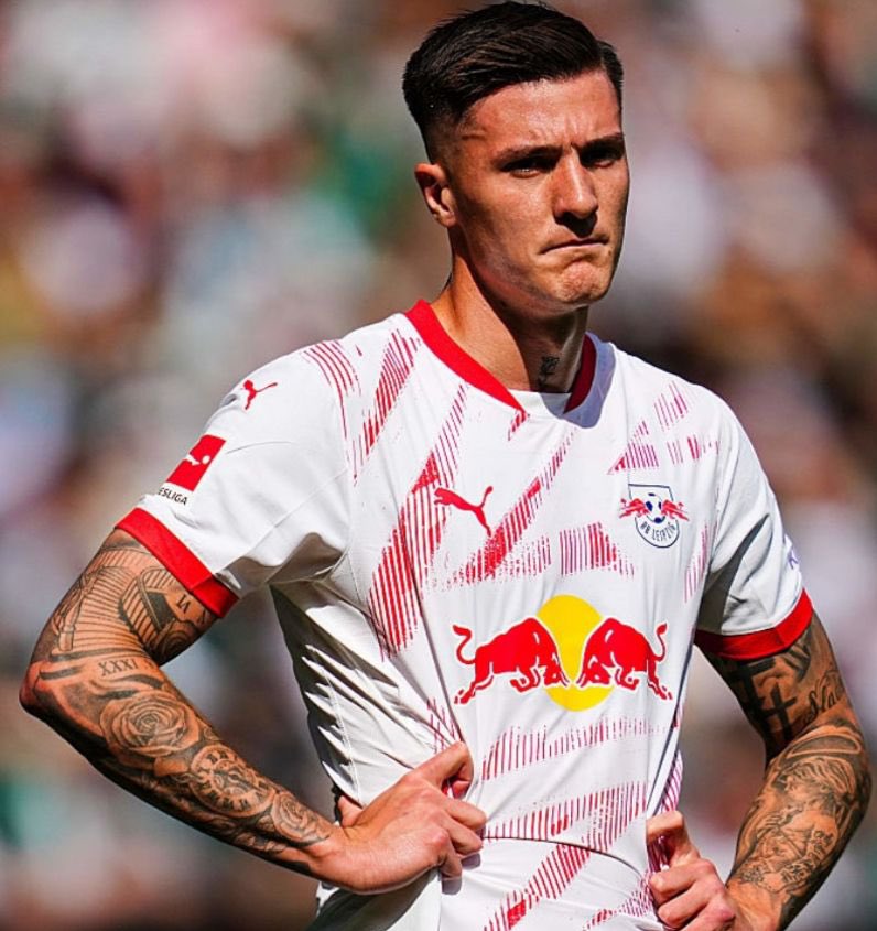 👀🇸🇮 Sources close to negotiations over Sesko currently rate Newcastle as his most likely destination, reports <a href="/Matt_Law_DT/">Matt Law</a>
