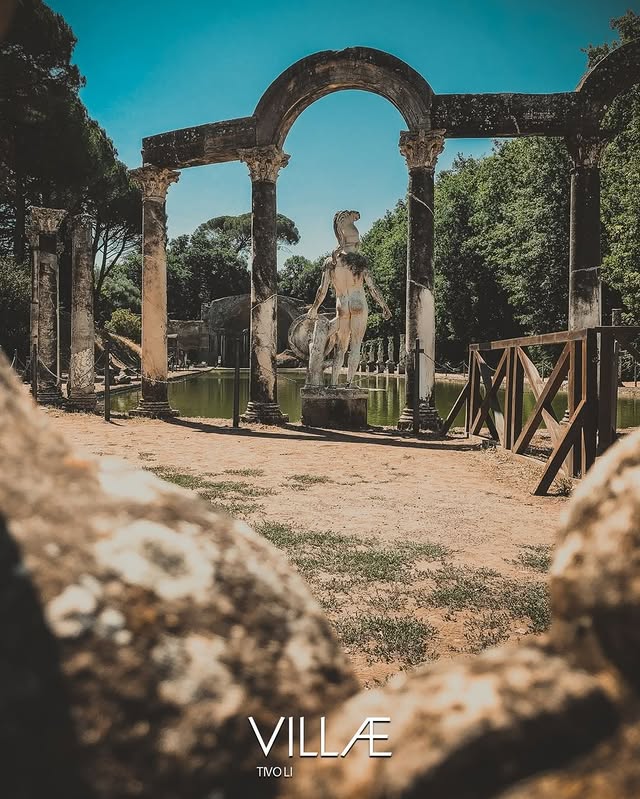 🌊The Canopus of Hadrian’s Villa

📍🏦 This extraordinary structure recalls a branch of the Nile that once connected the mythical city of Canopus, sacred to Serapis, with Alexandria in Egypt.
👉 turismoroma.it/en/places/vill…

📸 IG villaadrianamibac
<a href="/museitaliani/">museitaliani</a> <a href="/MiC_Italia/">Ministero della Cultura</a>