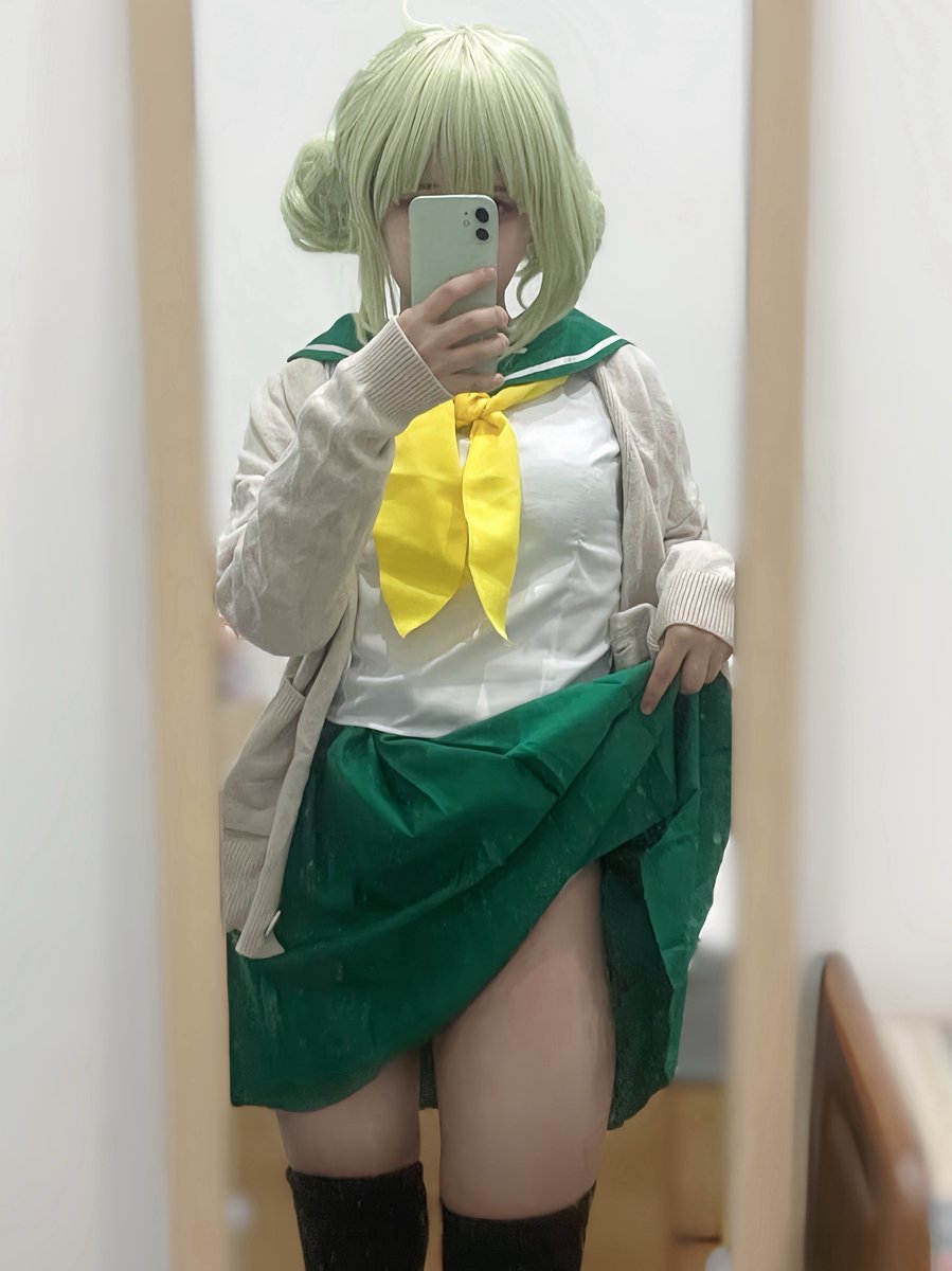 キウィちゃんの制服自撮り🤳
