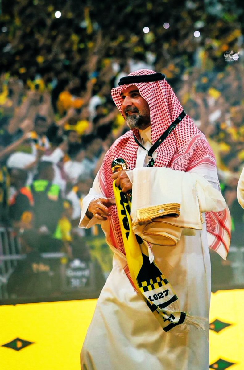 اذا فاز فهد سندي وصار رئيس ان شاء الله 
ما بقعد اطبله اذا كان عمله ممتاز بقول ممتاز واذا سيء بقول سيء هو لحد الان ميزته انه بيفكنا من أنمار