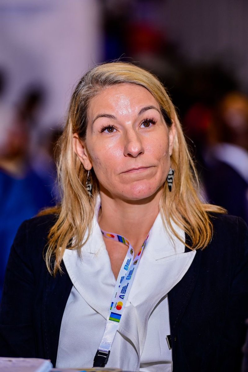 How do we better support the diaspora community? 🤔

“Diaspora people say getting loans back home is Expensive. What product, as bankers can we create in order to get them investing in Uganda? How can we build on diaspora bonds?” - <a href="/SarahCarl83/">Sarah Carl</a> from <a href="/IOM_Uganda/">IOM Uganda 🇺🇳</a> #BankingConf25