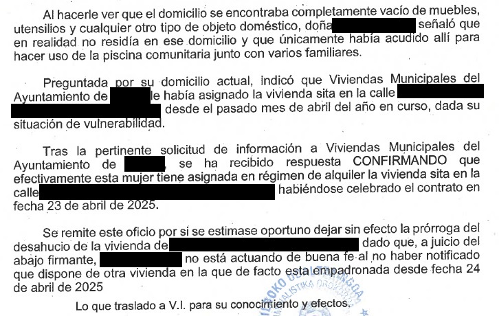 Jetas del RD 11/2020: Harto de realizar intervenciones en el domicilio, un Policía Municipal pone en conocimiento del Juzgado que la vulnerable en cuestión tiene un alquiler social del Ayuntamiento desde hace meses y sólo va al piso a bañarse en la piscina. 
#hazteabogado
