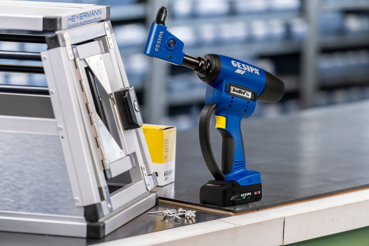 The right accessories for every job.

From angle heads to extension units, our practical accessories make it easy to adapt your blind riveting tools for any application - even in hard-to-reach places 🔧

#GESIPA #riveting #rivetgun #riveter