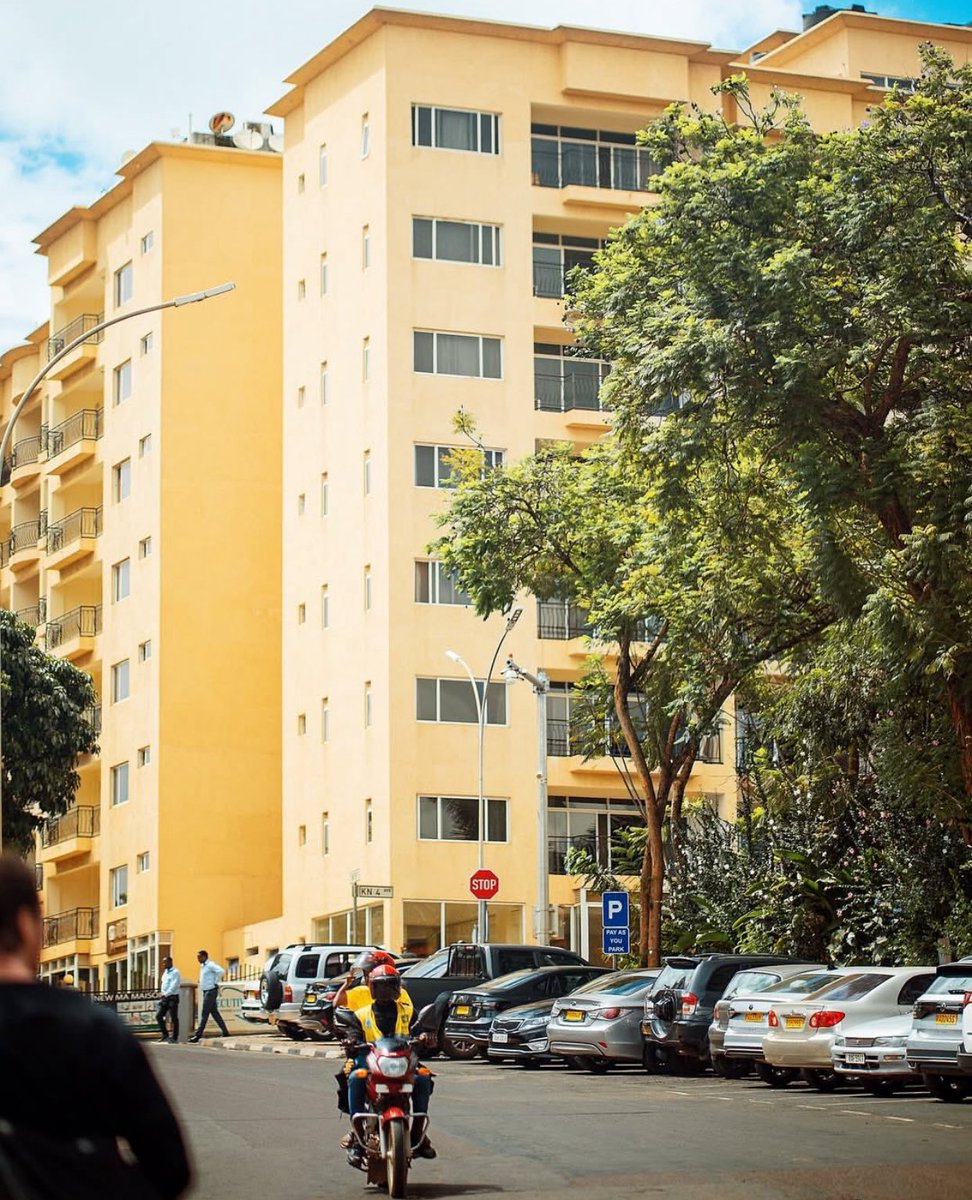Not just a city, a vision realized.

KIGALI Street.📍🇷🇼