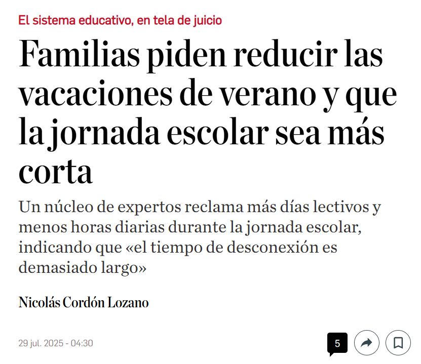 Como padre y profesor que tiene que llevarse a los niños al centro los días de julio en los que todavía trabajo y ellos ya están de vacaciones, digo "sí", siempre y cuando:

-Se dote de aire a condicionado a todas las aulas de los centros públicos. 
-Se reduzca el número de horas