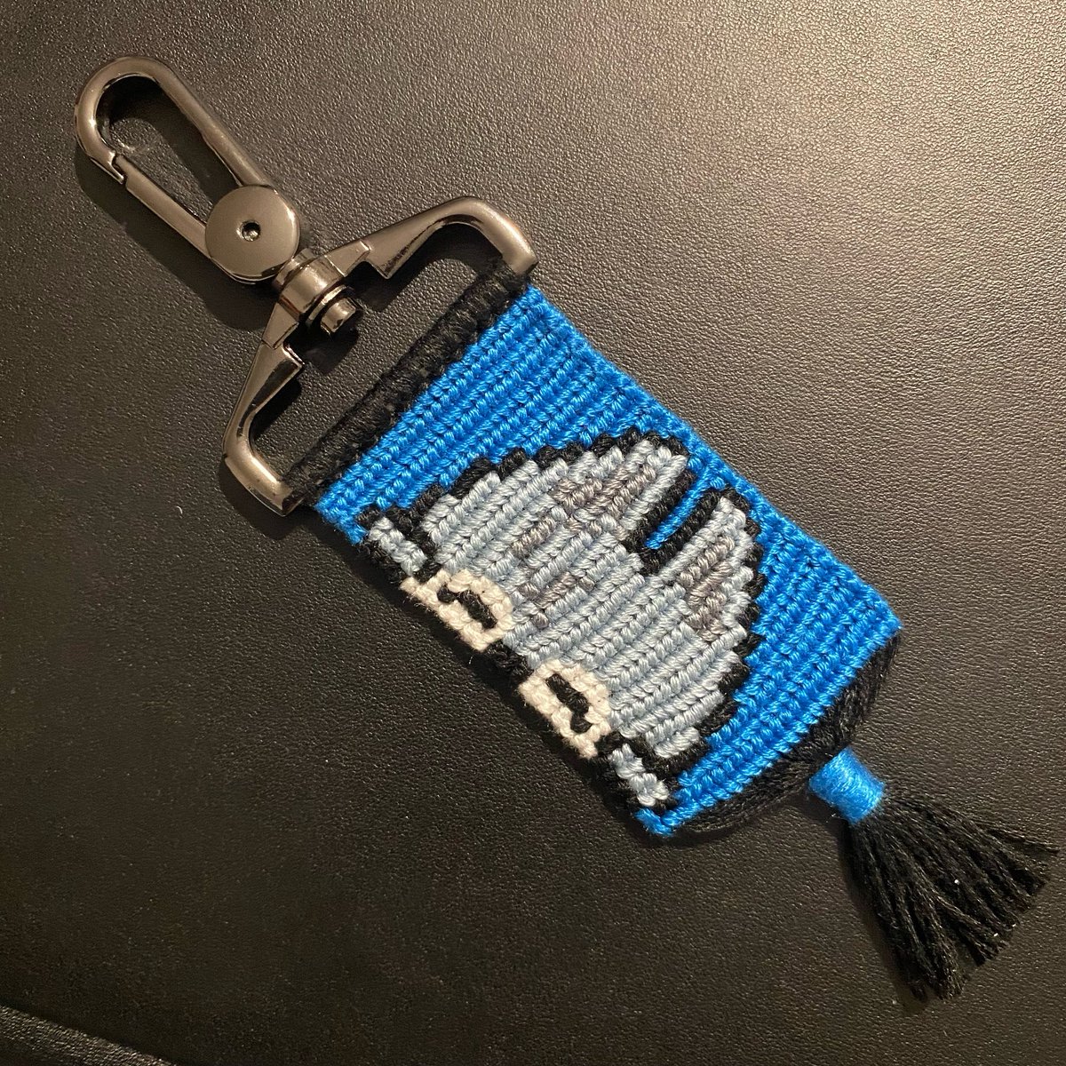 SKZOO Peek-a-boo Keychain: Wolfchan 🐺💙🖤

#straykids #straykidsbangchan #straykidschan #skz #stay #bangchanstraykids #christopherbang #chanstraykids #bangchan #chris #chan #straykidsstay #straykidsfanart #kpop #kpopfanart  #jypstraykids #skzoo #wolfchan #skzoowolfchan