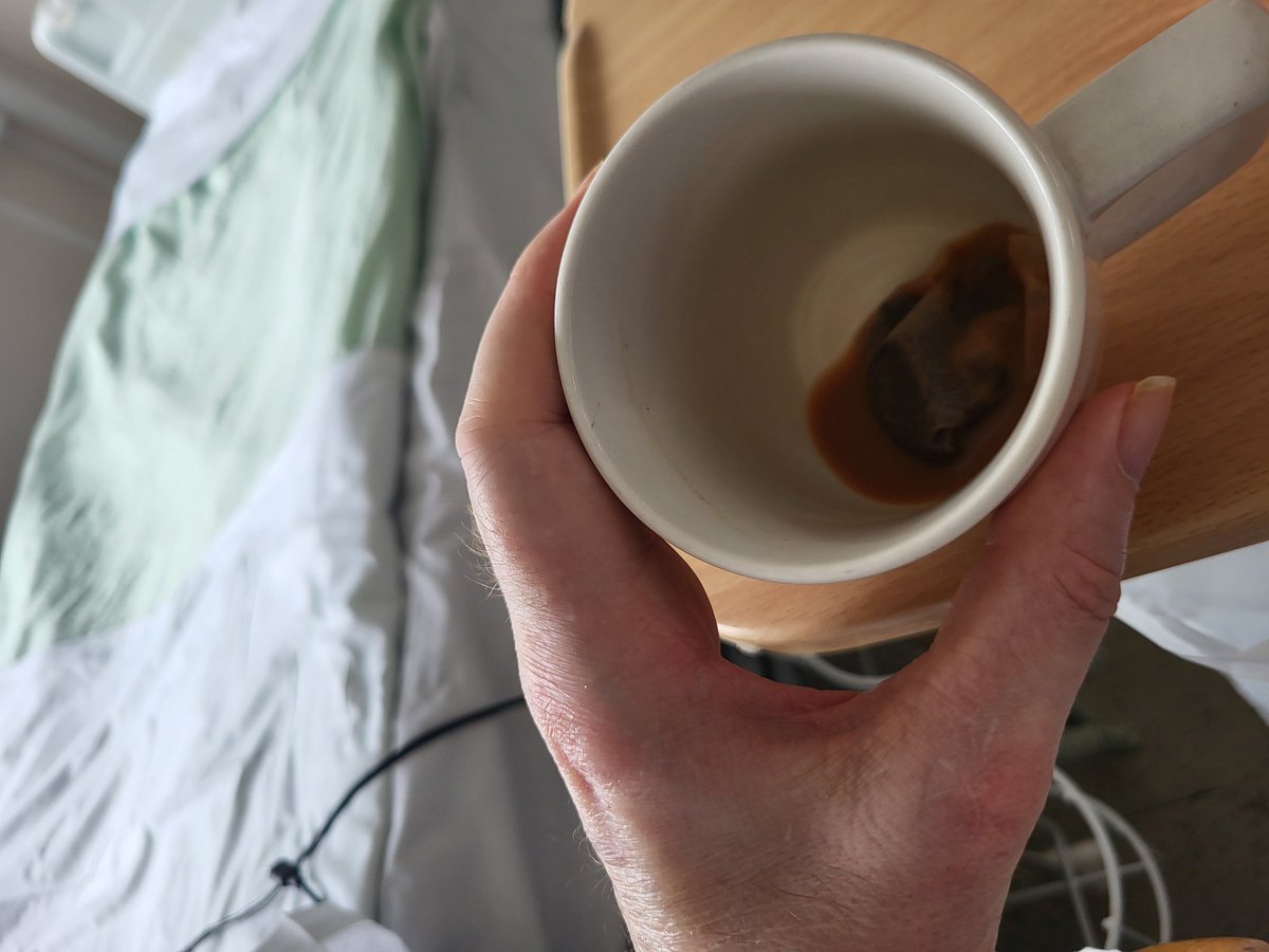 TimmyUk's tweet image. ... tea time again wearing my excellent glasses watching storage wars on SkyGo in sideroom in hospital ... ๐ฅ ๐ ๐ง ๐ฑ ๐ผ ๐คณ ๐ฐ ๐ก ๐ซ โ๏ธ