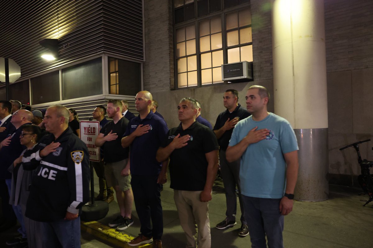 NYCPBA's tweet photo. Today, Police Officer Didarul Islam put on his uniform and went to work.

To protect his city. To provide for his family.

He should have been going home to them tonight. Instead, we are carrying him on his final journey. #FidelisAdMortem https://t.co/vfsjKHQBOz