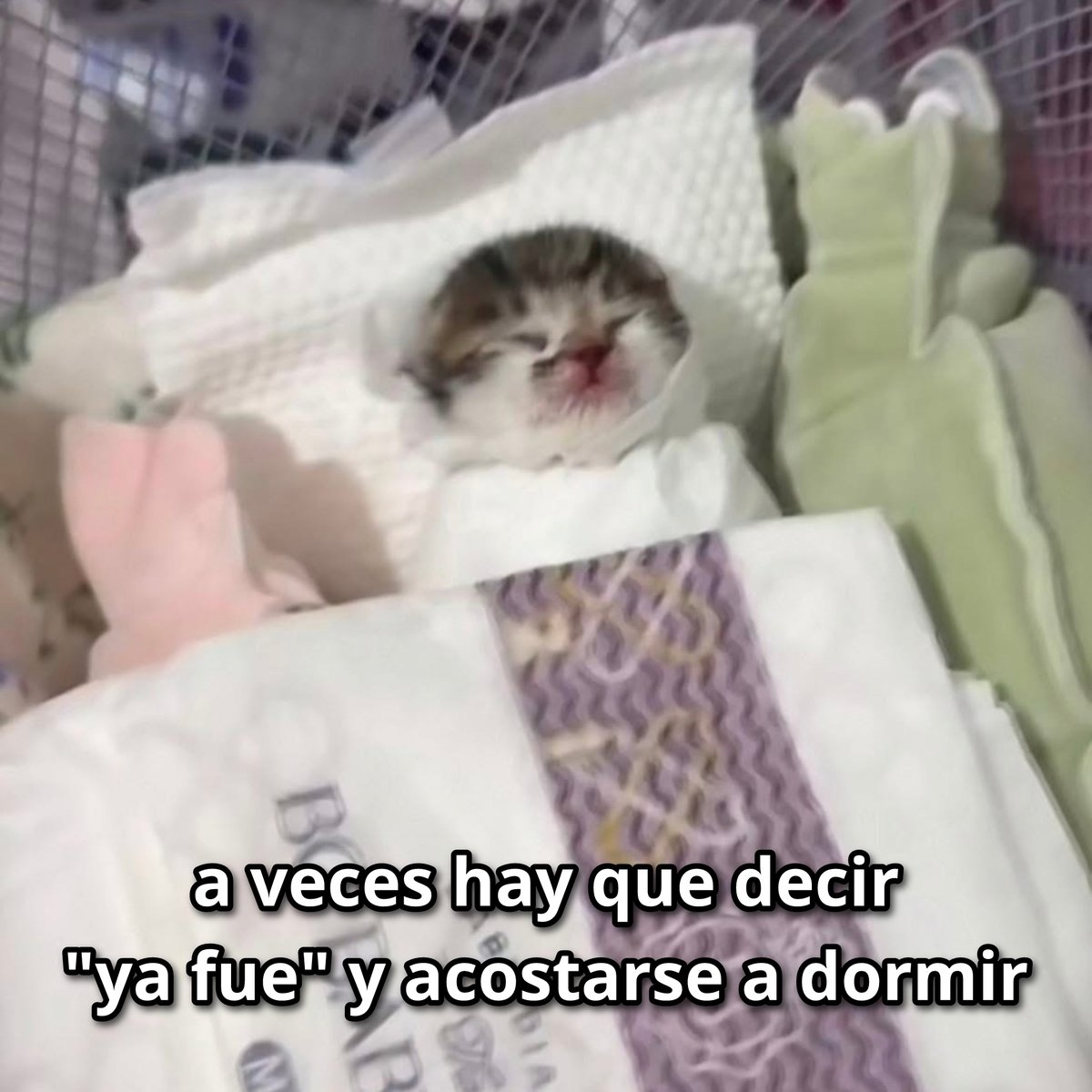 Guarromantico_'s tweet image. A veces.