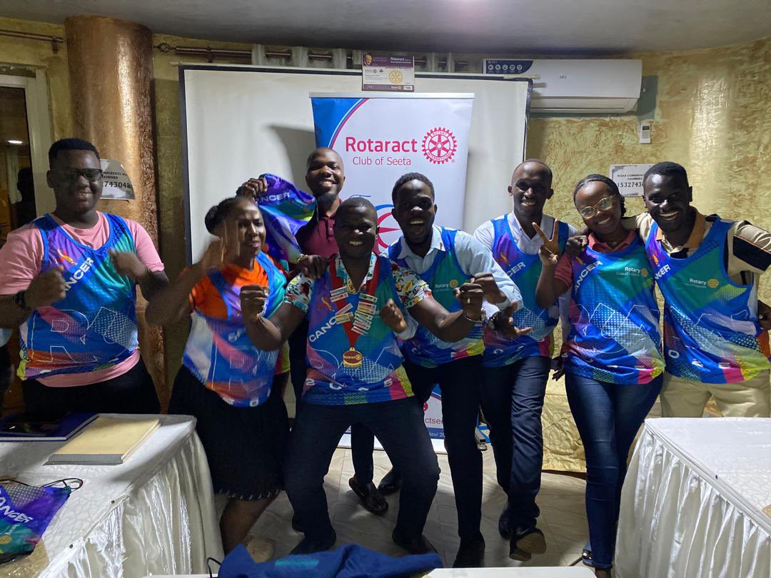zacmakanisa's tweet image. I’m honored to have made my first official visit as ADRR at @rotaractseeta on Monday. 
I was moved by their hospitality, commitment and passion for service under the stewardship of President @deog_k 

The CEOs are truly jolly good fellows!
#TheCEOs
#UniteForGood9213
#RotaryEyamba