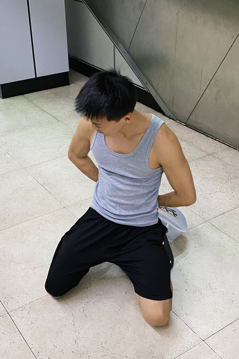 肌肉奶狗dd tweet media