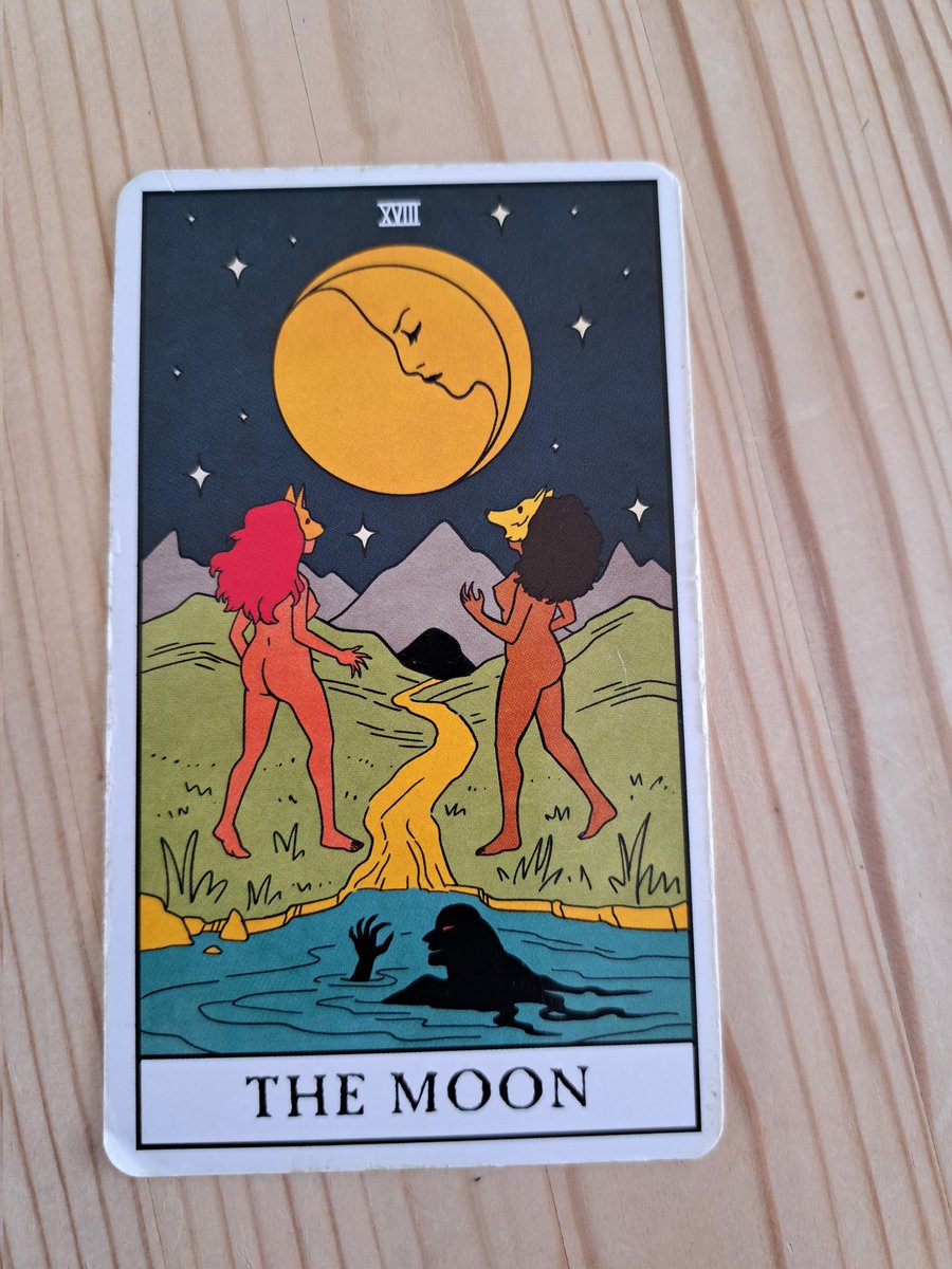 Laurajk32's tweet image. Today's card is The Moon
What we know is true, and what we're told is true, are not always the same.
#true #perception #think #know
#tarot #tarotmessage #LauraJK32