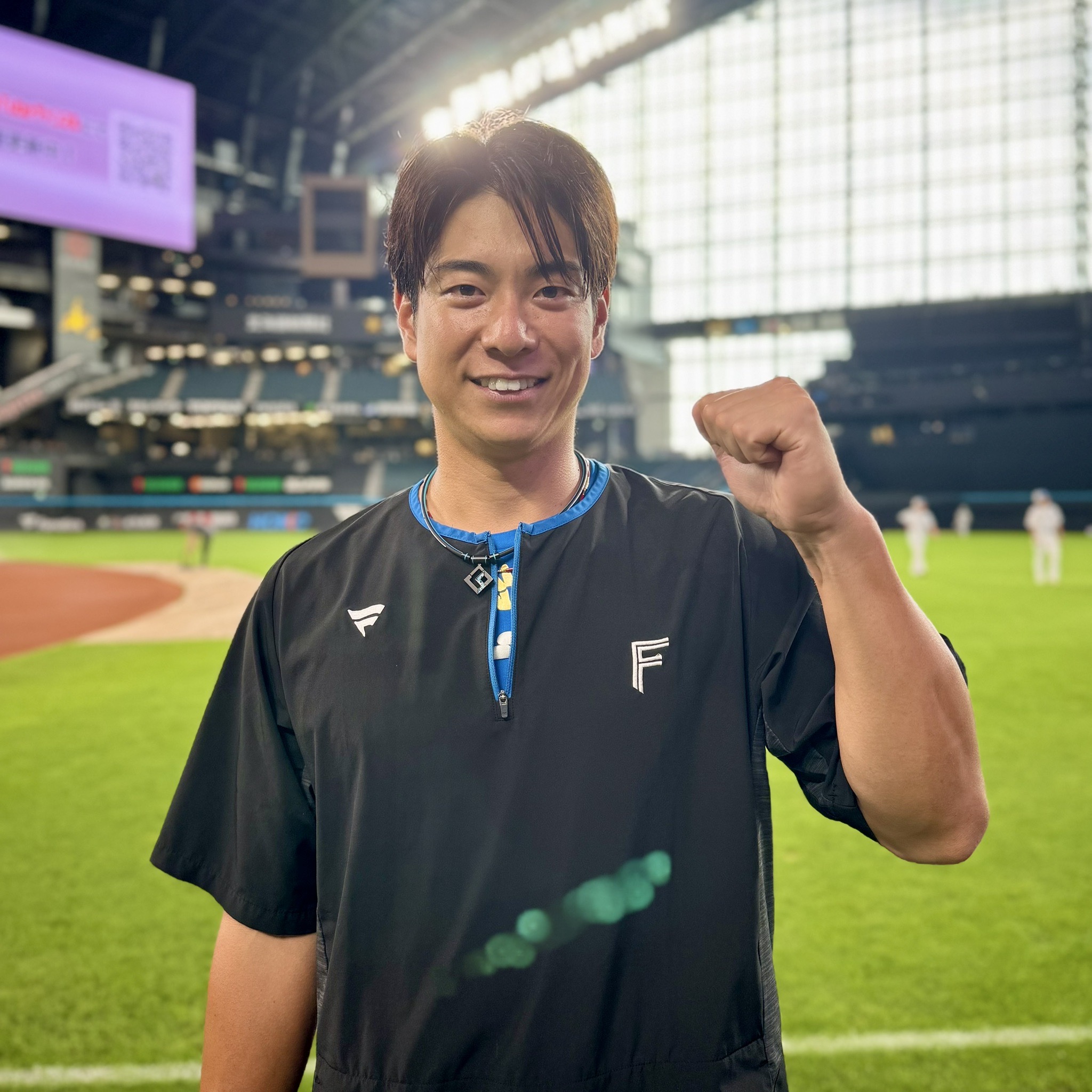 北海道日本ハムFIGHTERS フーディー 松本剛♯7 Mサイズ 北海道日本ハムファイターズ公式 on X: 