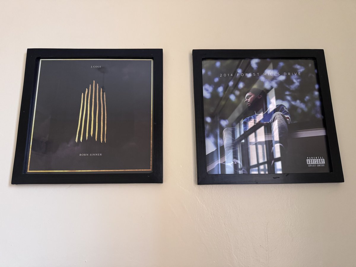 vicdontmiss's tweet image. 10/10 Albums 😌