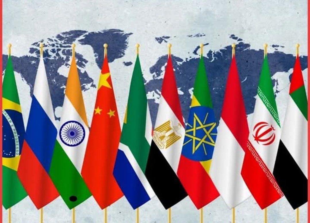 hehe_samir's tweet image. BREAKING:
President Donald Trump warned BRICS nations of 10% tariffs if they act against the dollar.