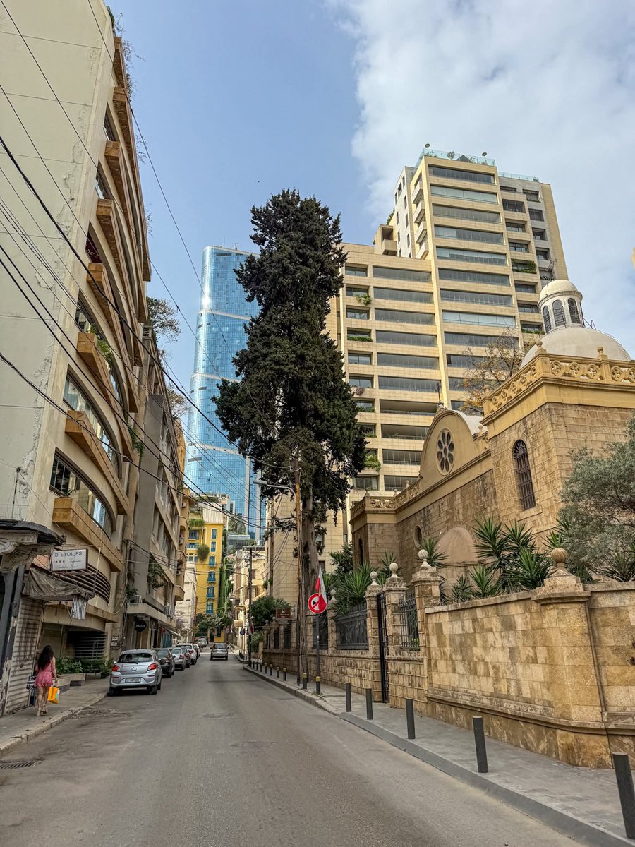 BeirutPhoto23's tweet image. يا هوا بيروت....... 🇱🇧
#صباح_الخير