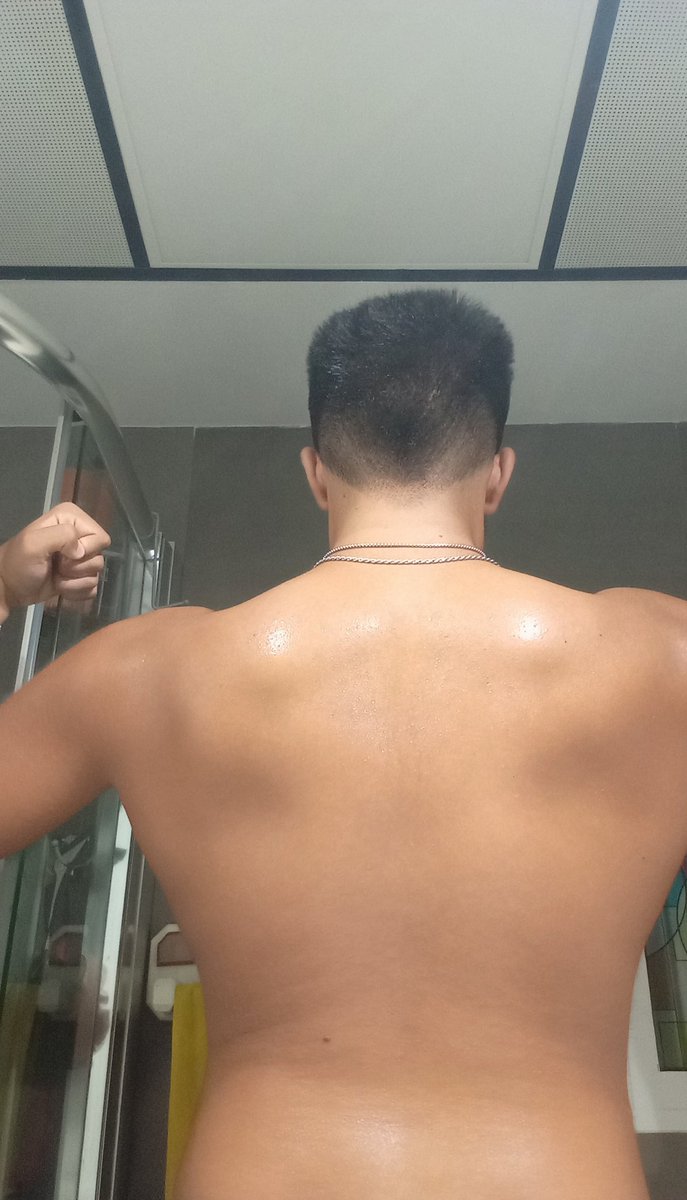 Me estoy entrenando, ¿algún consejo para anchar y marcar espalda? 🔥