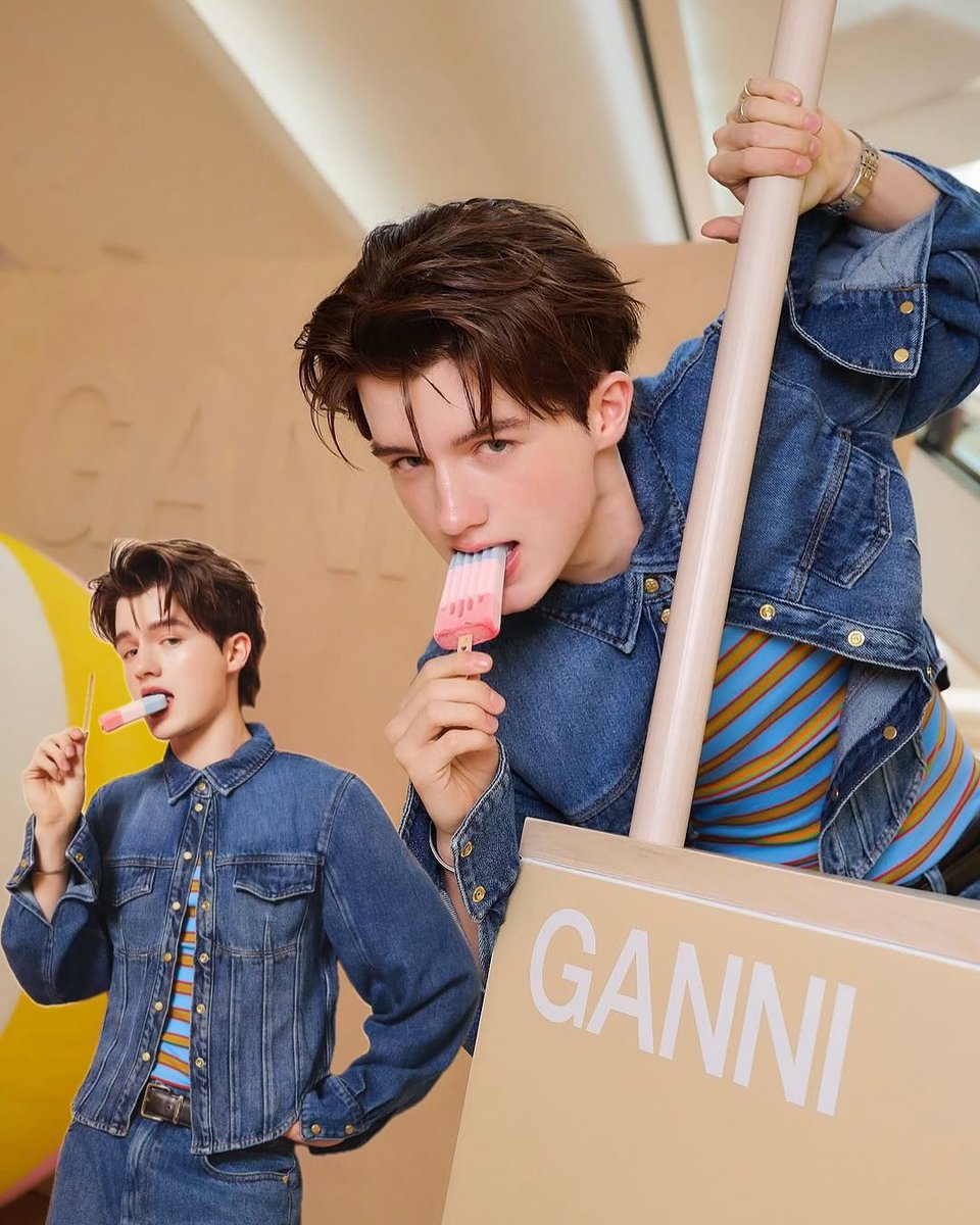 leonboxco's tweet image. ( 🥝 ) 

ig post , 
290725 —— paapo.tae

( #LEONBROCCO , @leonbrocco )