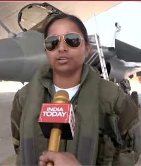 warsurveillance's tweet image. 🚨 BREAKING: Where is Rafale pilot Shivangi Singh?
India’s opposition demands answers after her mysterious disappearance since May — Modi government remains silent.
🔥 Growing outrage as questions go unanswered.
