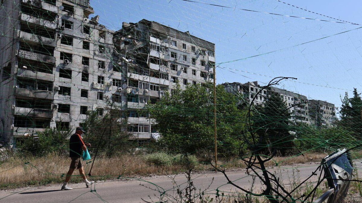 France24_fr's tweet image. Des frappes russes font au moins 20 morts en Ukraine
➡️ go.france24.com/olZ