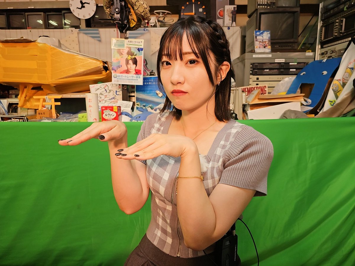 ks_25th's tweet image. UNBS今井莉南ちゃんが初日ゲスト生出演中‼️当てて勢いつけるぞー(^^)b
⏰💥12R終了後まで生出演
🐳ニコ生
ch.nicovideo.jp/ch2525207
🪼YouTube
youtube.com/live/DJWIoXZSR…