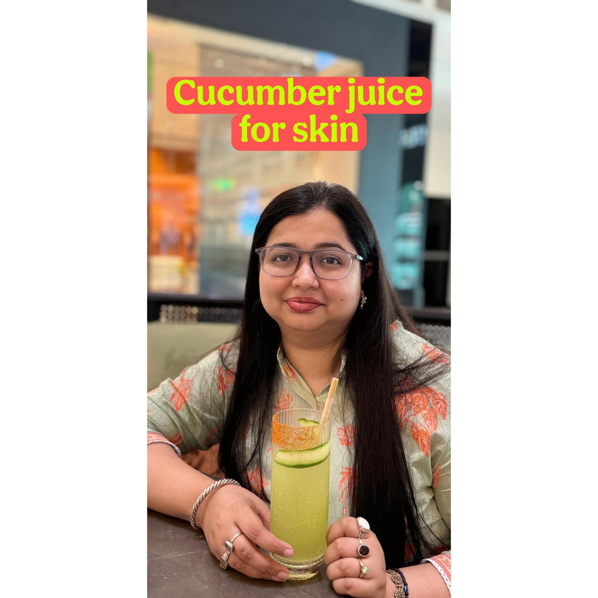 seepi20's tweet image. Hydrate your skin from within! 🥒💧 Drinking cucumber juice 3–4 times a week can boost hydration, support collagen, flush out toxins, and keep your skin naturally glowing. Simple, effective, and refreshing! #DermatologistTip #GlowingSkin #cucumber #skinglow #lucknow #hydratedskin