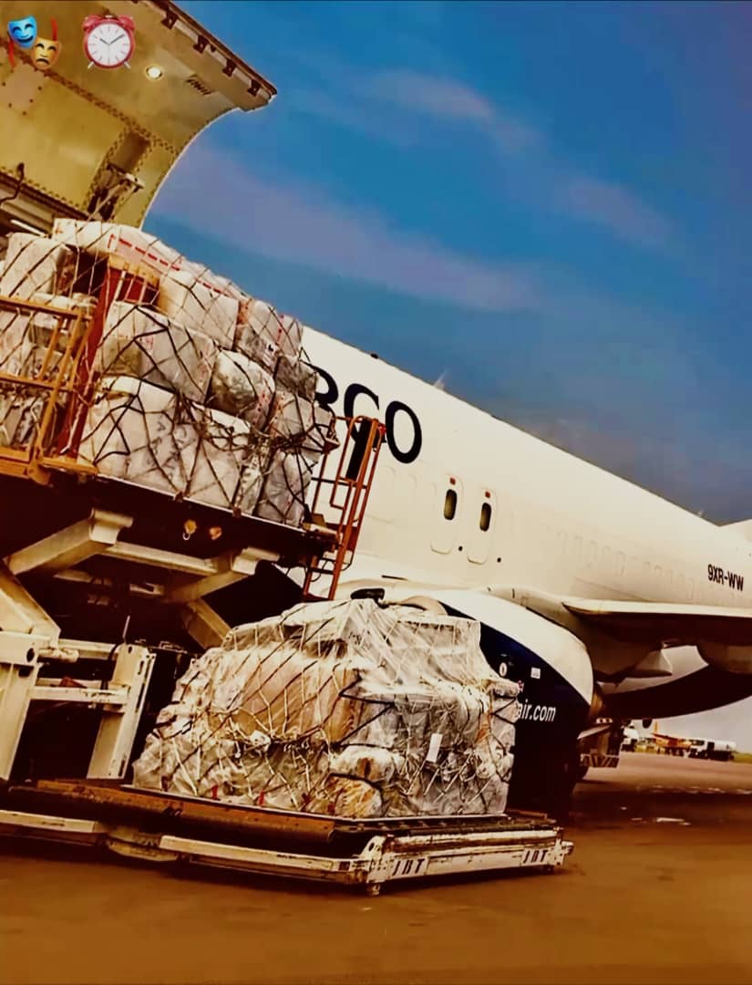 Where Speed meets Reliability ✈️📦 
#onlineshopping #Deliveries