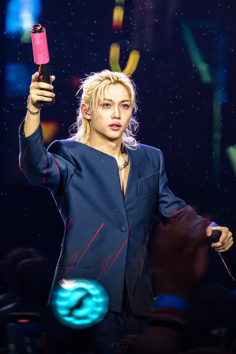 unico190402's tweet photo. 250727 #dominATE_Paris D2
#StrayKids #스트레이키즈
#felix #필릭스 https://t.co/zqbyYbOP6z