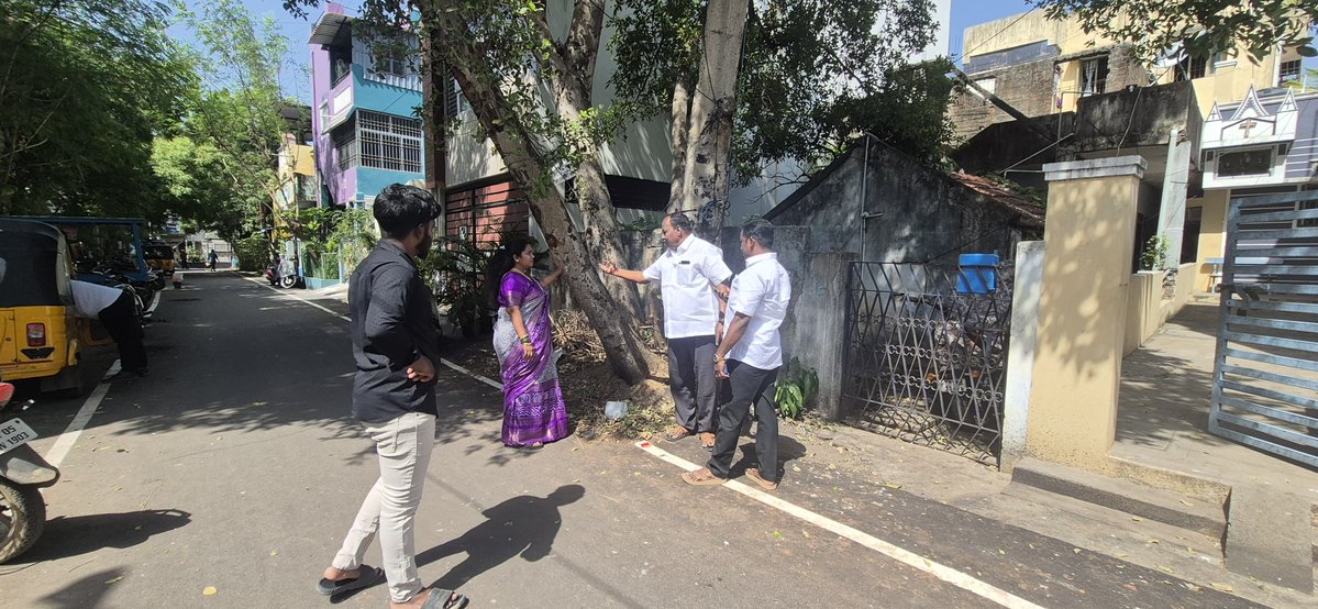 DMK_Chennai's tweet image. சென்னை மாநகராட்சி 66வது வார்டு மாமன்ற உறுப்பினர் திருமதி.யோகபிரியாதனசேகர் அவர்கள், 66வது வார்டுக்கு உட்பட காந்திநகர், வெற்றி நகர், பாசியம் தெரு, பலராமன் தெரு, பூபதி தெரு, மூர்த்தி தெரு, தட்சிணாமூர்த்தி தெரு போன்ற பல தெருக்களில் கள பணிகளை ஆய்வு மேற்கொண்டனர்.
#DMKChennai
