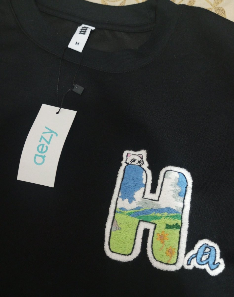 wts. haii aku open jasa embroidery alphabet 🪡🧵

ada yg need bisa custom. cocok untuk anniversary momen, kado atau hadian untuk pacar, crush, suami, istri, anak ✨🧚🏻‍♂️

.bisa co via shopee
.sistem po 7-14 hari
.pengiriman dari bekasi

#zonauang