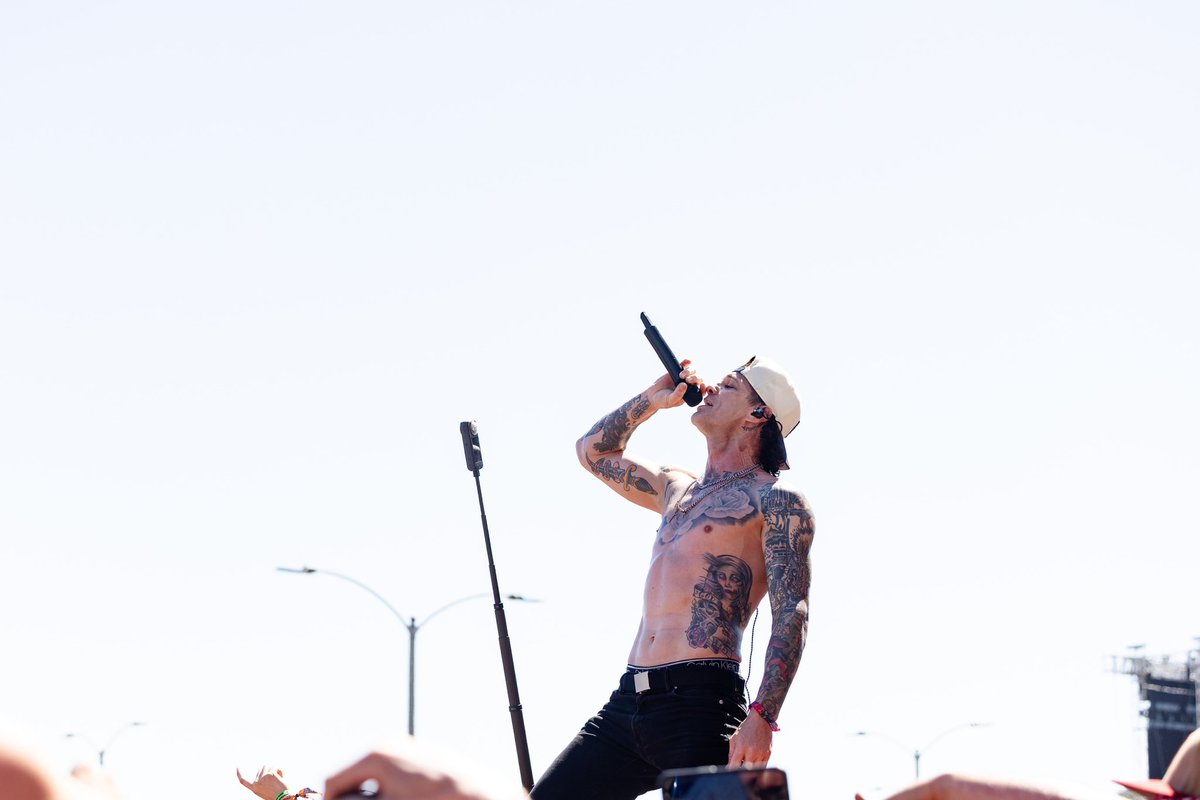 jaime schultz (@jaimesphoto) on Twitter photo Blessthefall X Vans Warped Tour Blessthefall X Vans Warped Tour