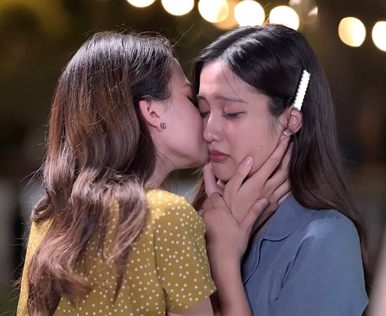 IamJGruuu's tweet image. When u also feel what they feel...

#ฟรีนเบค #FreenBecky