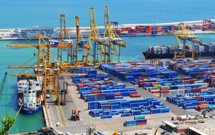 👉 Aranceles UE/EEUU. 

Líderes políticos y empresariales europeos critican el acuerdo de aranceles entre EE UU y la UE. 

elpais.com/internacional/…

@El_pais #polticainternacional #aranceles #EEUU #TRUMP