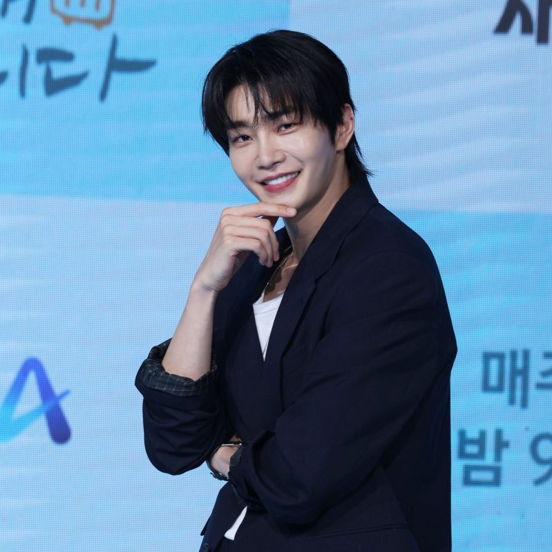JAE영, 김. tweet media