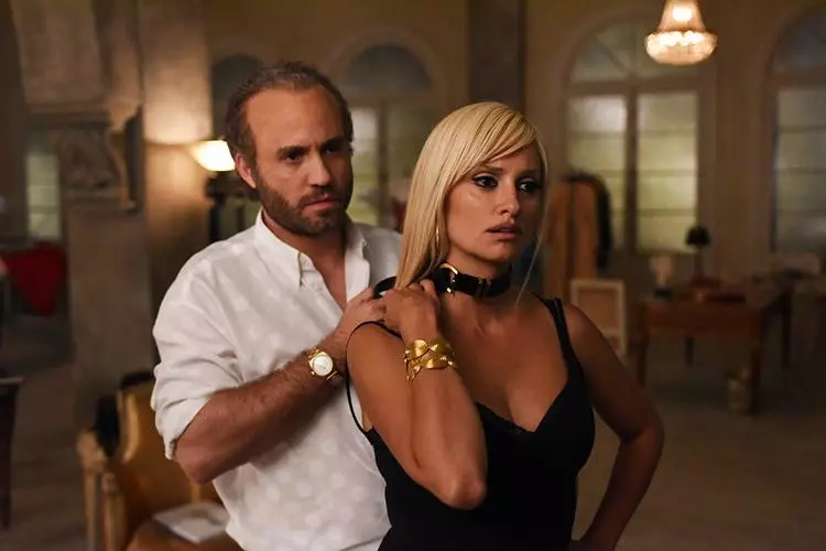 JOEROTICA's tweet image. sinto tanta saudade de assistir uma produção interessante do ryan murphy... de uma forma ou de outra os produtos dele formaram muito a pessoa que sou hoje. só ele sabe retratar o mundo LGBT da mesma forma que eu enxergo... queria que ele produzisse a temporada studio 54 de ACS.