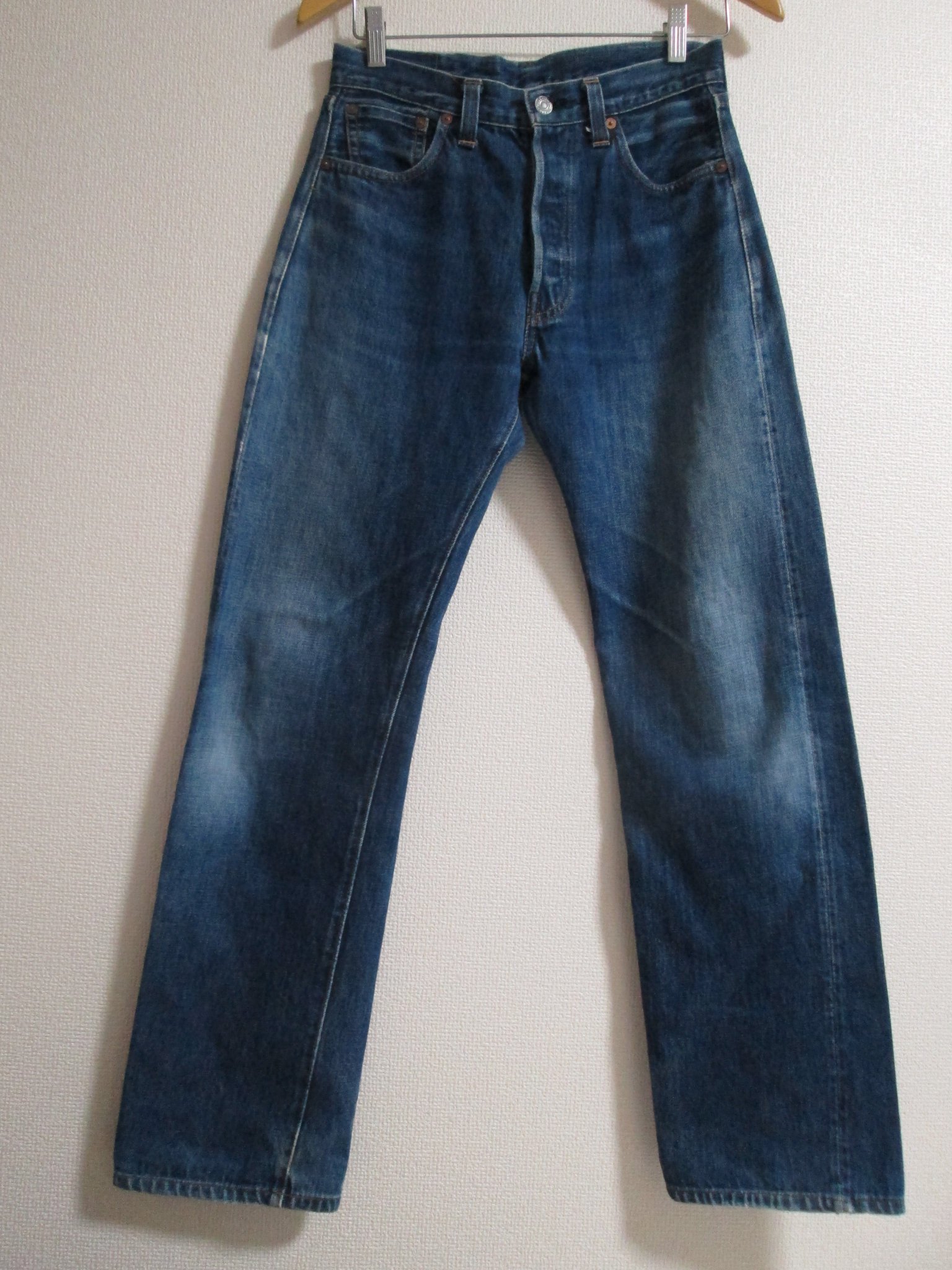 デッドストック　リーバイス LEVI'S 501XXc バレンシア　リジッド Amazon.co.jp: デッドストック バレンシア製 LEVI'S 501XXc 復刻