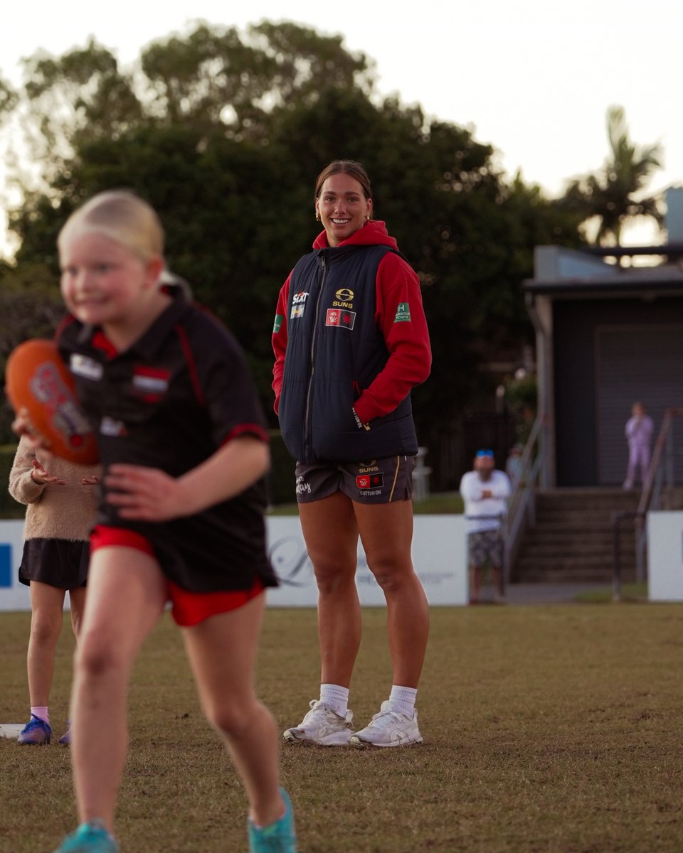 GoldCoastSUNS's tweet image. Havana Harris & Nyalli Milne return to their roots at @BurleighBombers 🥰