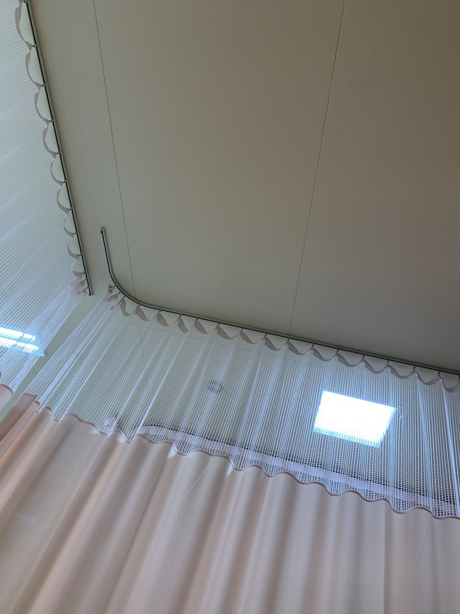tomotomo1987's tweet image. 昨日お腹と背中が痛くて救急になり入院中です
胆嚢の具合が悪いらしい...