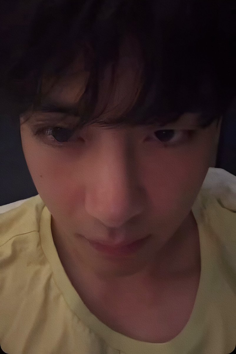 softoytaetae's tweet image. “you got games in your phone?”