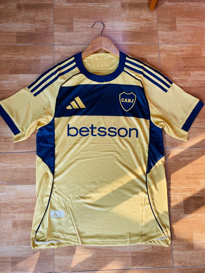 Akatwijuka45431's tweet photo. Your one-stop shop for sports jerseys and equipment #knitpoint https://t.co/wt8tk4Inli